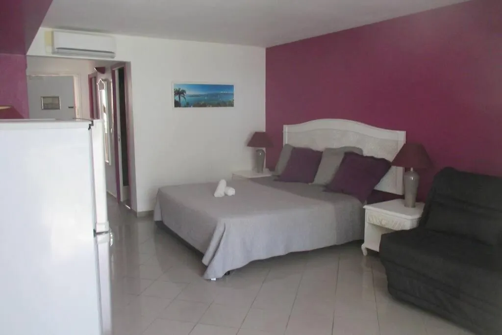 Charmant Studio Bord De Mer Residence De La Vieille Tour Le Gosier
