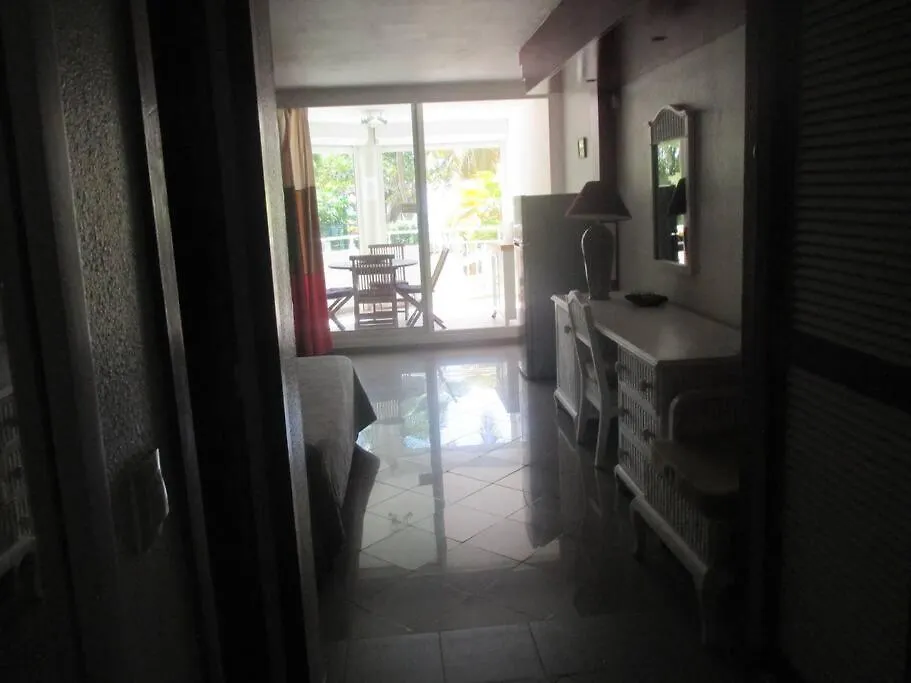 Charmant Studio Bord De Mer Residence De La Vieille Tour Le Gosier  0*, Le Gosier (Grande-Terre)